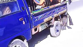 Hyundai shehzore vehicle