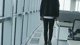 Text Behind the Object