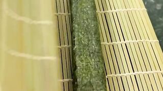 Не заказывайте больше роллы