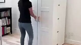 Очень вместительный шкаф.