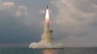 Северная Корея произвела запуск неопознанного снаряда в сторону Японского моря