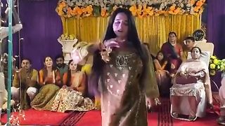Dil ye pukary aja song | pakistan Ayesha dance