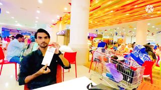 LuckyOne Mall Karachi|Order chinken wing's