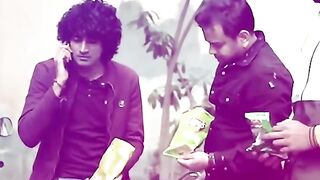 Dost Hun to aise ho video check karo