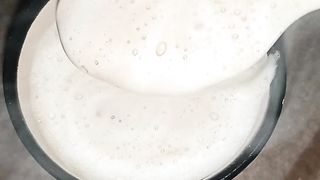Creamy coffee without machine