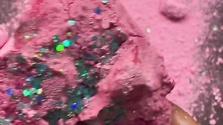 Chalk crushing asmr
