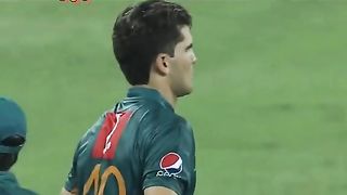 Shaheen shah Afridi Buling