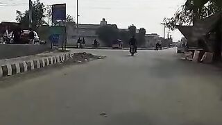 Kabhi Is Baar Kabhi Us Paar