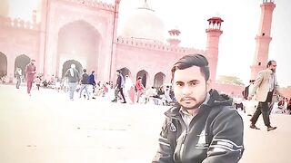 Gun be rakhta ho or marnay ka dam be