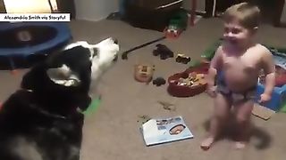 A child's strange play with a dogبچے کی کتے کے ساتھ عجیب سی راند