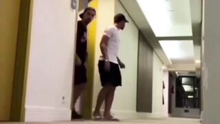 ????????????????????????????????????????????????????????????????????????????????????????????????????????????????????????