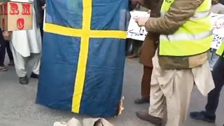 Labbaik ya sahib el quran march