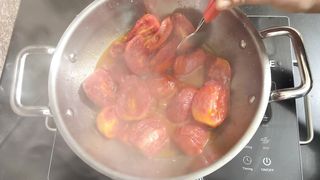 Kashmiri style Tamatar aur Mattar Tamatar aur Mattar ki chutney.