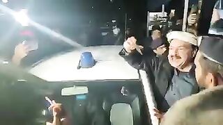 بالآخر شیخ رشید گرفتار ہو گئے