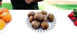 Eat_fruit_With_amira_and_