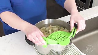 Silicone Kitchen Strainer Clip Pan Drain Rack Bowl Funnel Rice Pasta Vegetable Washing Colander Draining Excess Liquid Univers ( - Colanders