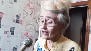 Народные и авторские песни. Поёт семейный дуэт Алексей Иванович с супругой.mp4
