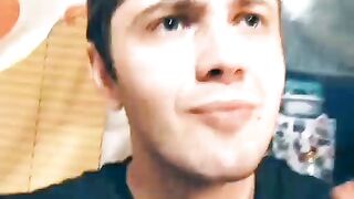 Как же он спел????