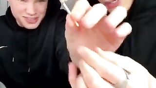 Learn magic trick???????? joel.m