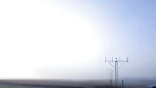 Вы когда- ни будь видели , как самолет рассекает облака ?