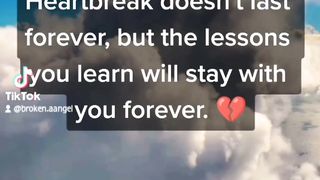 Kahani Suno 2.0 by (Kaifi Khalil). Heart break doesn't....