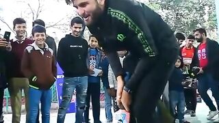 Cricket tik tom vedio