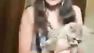 Urfi javed show her pussy