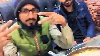 having fun with friends | getting pizza