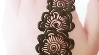 Latest Mehndi designs