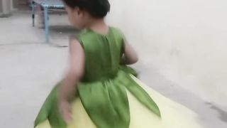 Izza dance in mehndi function