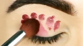 Eye makeup
