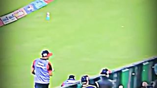 Cricket awesome match scene