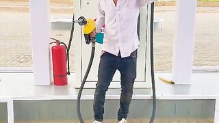 Petrol 20 litre Inshallah 2025 mein fanny video
