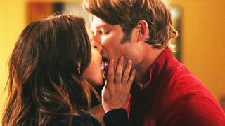 Grey's Anatomy 18x06 / Kissing Scene — Amelia and Link (Caterina Scorsone and Chris Carmack)
