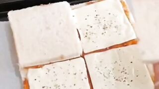 How to make bread pizza