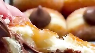 Bohatalaa stuffed donut ( subscribe please )