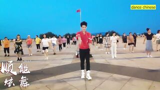chinese square dance《百花香》Brisk rhythm, generous and natural dance