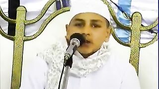 خوبصورت آواز میں تلاوت