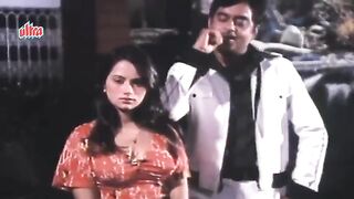 Kabhi Tum Aag Ho - Ranjeeta, Shatrughan Sinha, Haathkadi Song