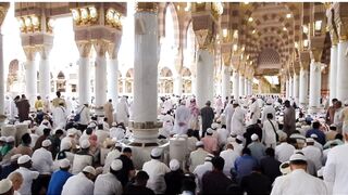 نعترسولﷺ مدینے دیاں پاک گلیاں