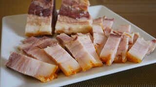 Сало в духовке КТО ЛЮБИТ САЛО СРОЧНО ГОТОВЬТЕ!Самое ВКУСНОЕ САЛО в ФОЛЬГЕ