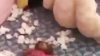 Любитель игрушек