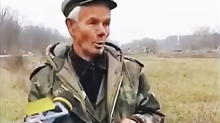 Дед рассказывает об аварии очевидец