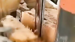 Топор работающий на гидравлике.  Мужские лайфхаки