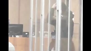 Украинский нацгвардеец, убивший пять человек, отказался от показаний