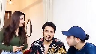 youtubeshorts,couplegoals,comedy,ytshorts,youtube,shorts,youtubechannelgrow,shortsfeed,shortsyoutube,CreativeTrove,missjasleenaroratiktok