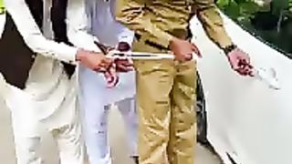Police Waly ko chona lag gia by AASHUTV