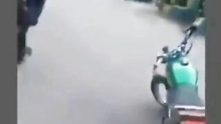 PARKING in front of your crush????????