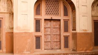 Tomb of Zeb-un-Nissa in lahore pakistan