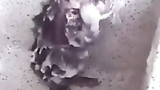 چوہے کو نہاتے دیکھ کر ہم بھی شرما گئی ????